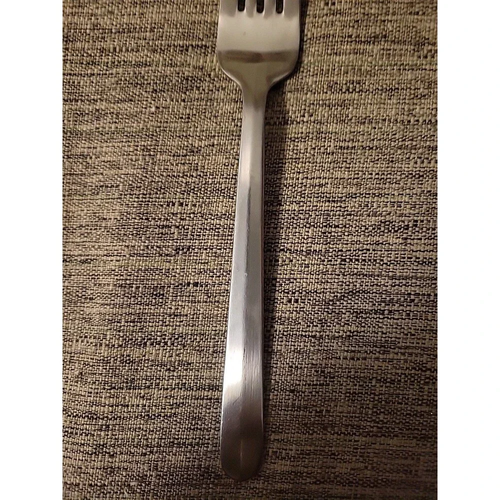 3 - Oneida Baguette Flatware 2 Dinner Forks 1 Tablespoon 18/10 Vietnam
